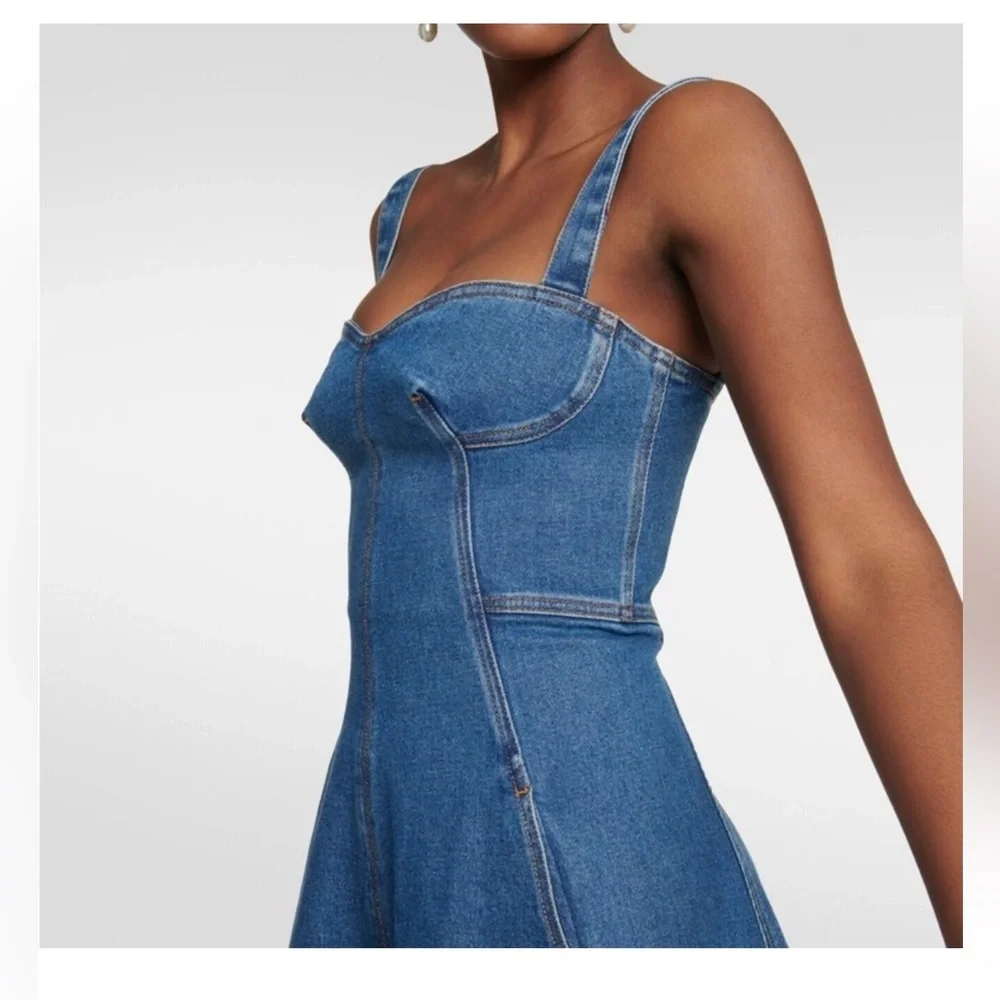 OSCAR DELA RENTA Sweetheart Neck Denim Dress in Medium Wash made in ITALY - Picture 15 of 17